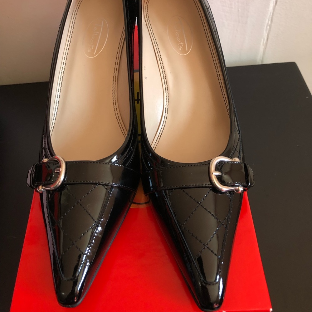 NWT Talbots Crystal Heels, Size 8